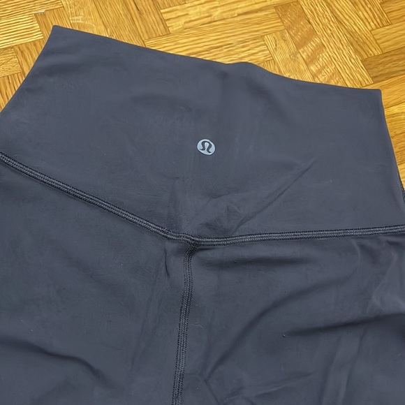 Lululemon aligns 28” leggings
